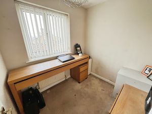 Bedroom 4- click for photo gallery